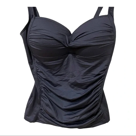 Sea Level Twist Front Tankini in Black (6)